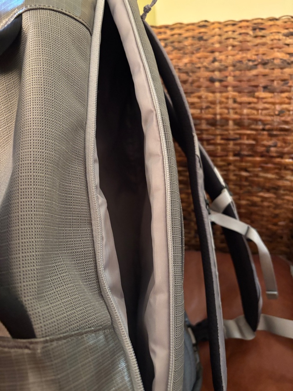 Patagonia Black Hole MLC 45l - Picture 5 of 9